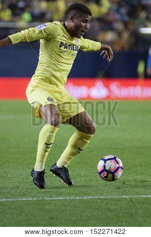 VILLARREAL, SPAIN - OCTOBER 16th: Dos Santos during La Liga soccer match between Villarreal CF and R.C. Celta de Vigo at El Madrigal Stadium on October 16, 2016 in Villarreal, Spain