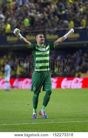 VILLARREAL, SPAIN - OCTOBER 16th: Pione Sisto during La Liga soccer match between Villarreal CF and RC Celta de Vigo at El Madrigal Stadium on October 16, 2016 in Villarreal, Spain
