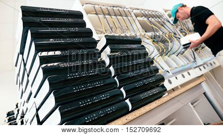 Cable modem testing and servicing on a test bench