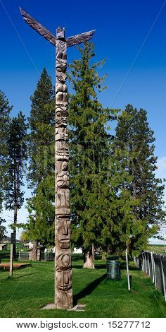 Tribal totempæl