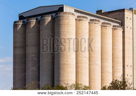 Silos Grain Storage