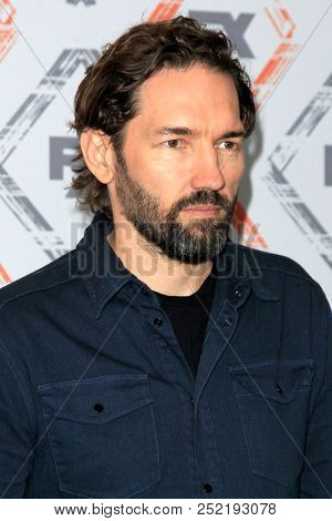 LOS ANGELES - AUG 3:  Nash Edgerton at the FX TCA Starwalk - Summer 2018 on the Beverly Hilton Hotel on August 3, 2018 in Beverly Hills, CA