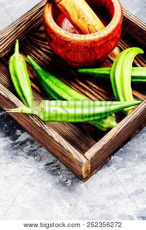 Raw Green Organic Okra
