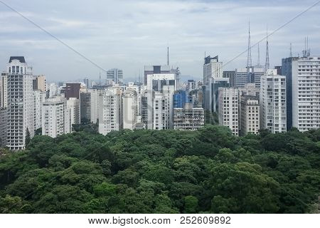 Skyline Of Sao Paulo. Photo: Raphael Castello