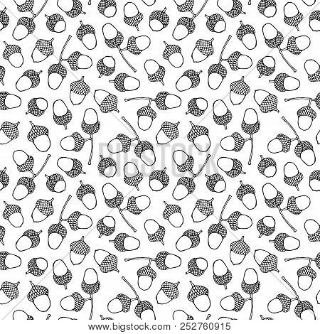 Seamless Endless Pattern Of Brown Acorns. Autumn Or Fall Vegetable Harvest Collection. Realistic Han