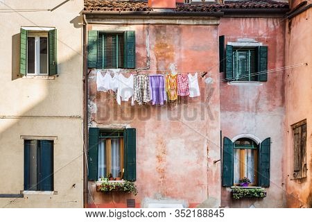 Venice Windows And Doors