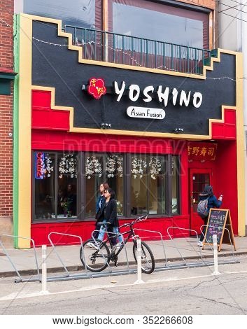 Pittsburgh, Pennsylvania, Usa 2/23/20 The Yoshino Asian Fusion Restaurant On Walnut Street In The Sh