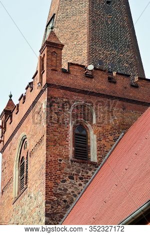 Trzcinsko-zdroj, Poland.8 October 2018. Old Urban Buildings In Town Trzcinsko-zdroj In Western Polan
