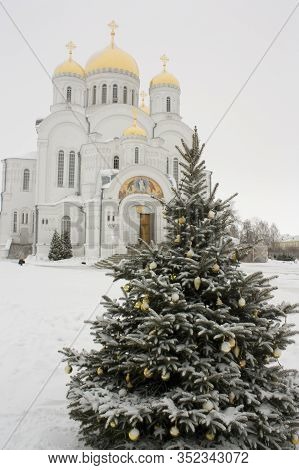 Christmas Tree And Chirch In Diveevo, Russia