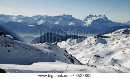 Piste da sci di Verbier, Les Ruinettes con Dents Du Midi In Background