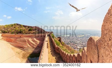 Nahargarh Step Well In The Nahargarh Fort, Jaipur, Rajasthan, India