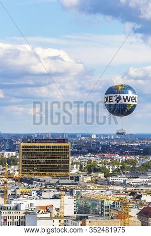 Berlin, Germany - September 22, 2017: Welt Balloon - One Of The Worlds Biggest Helium Balloons In Th