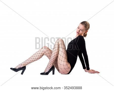 Pretty Slim Woman Image \u0026 Photo (Free 