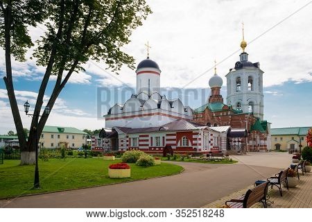 St. Nicholas Cathedral (xvi Century) Of The Nikolo-peshnoshsky Monastery