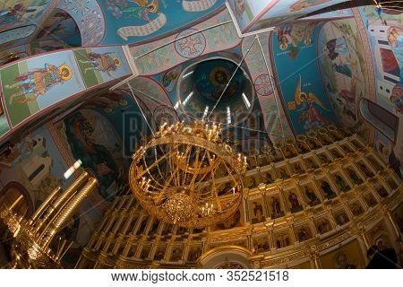 Lugovoy (dmitrov District), Russia- August 20 2019: Interior Of The St. Nicholas Cathedral Of The Ni