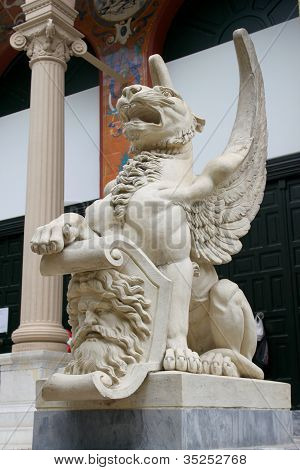 Madrid Wing oroszlán