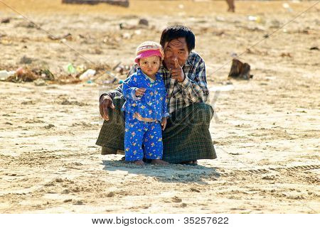 Famille birmane
