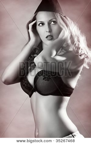 Módní portrét Pin-up Girl