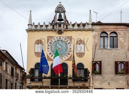 Bassano Del Grappa, Italy  - September 6, 2019: Piazza Liberta ( Liberty Square) In Bassano Del Grap