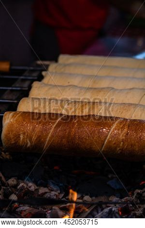 Kurtos Kolacs (kürtőskalács). Traditional Hungarian Cake, Baked With Sugar, Honey And Nuts