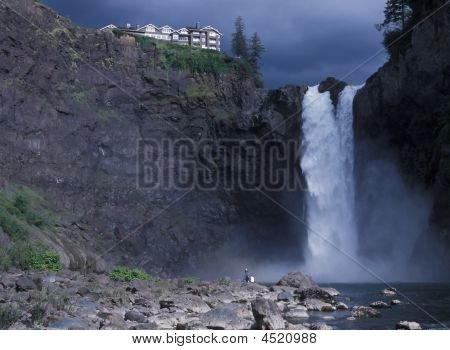 Snoqualmie Falls