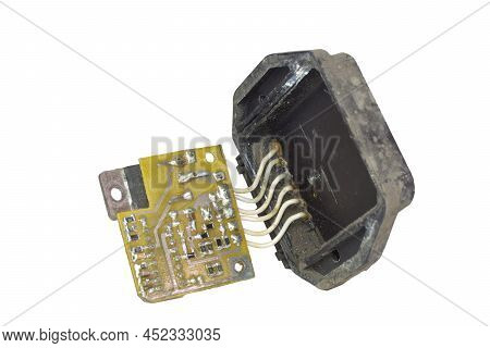 Electronic Ignition Control Module Main Electronic Board With Hall Sensor, Plastic Cover, Isolated O
