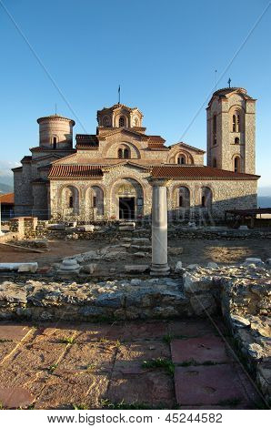 Klášter Saint Panteleimon nachází na Plaosnik v starém Ohrid, Makedonie