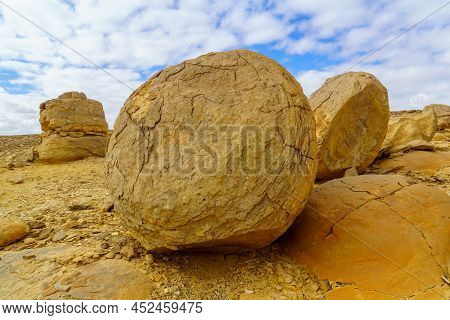 Winter View Of The Bulbs Rocks (boulders) Of Kedar Valley, Massive Eilat Nature Reserve, Southern Is