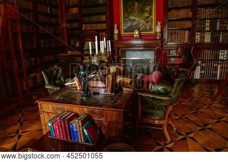 Lazne Kynzvart, Czech Republic, 7 August 2021: Metternich Representative Chateau Or Castle Interior,