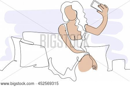 Continuous One Line Drawing Of Attractive Girl Taking A Selfie In Self-admiration. Beautiful Blonde 