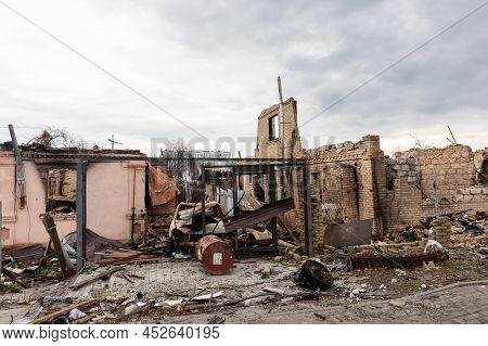 Bucha, Ukraine - Apr. 06, 2022: War In Ukraine. Chaos And Devastation On The Streets Of Bucha As A R