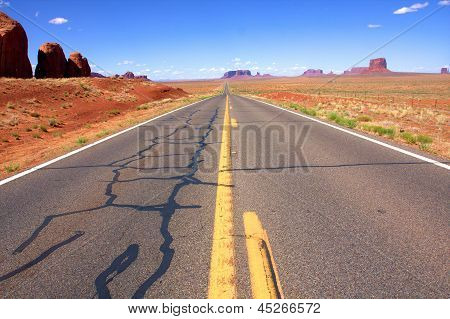 ถนนทะเลทรายเบล ยูทาห์