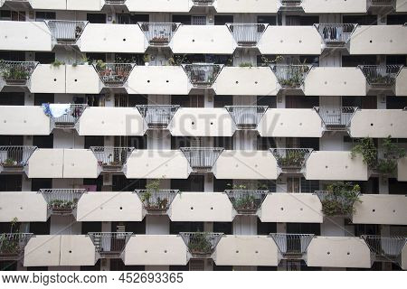 Singapore- 9 Apr, 2022: View Of Selegie House Hdb Flat In Singapore. Selegie House Is Located In The