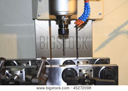 Fresadoras CNC, máquinas-ferramenta