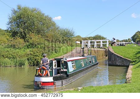 Narrow Boats In The Caen Hill Canal Locks, Devizes, England