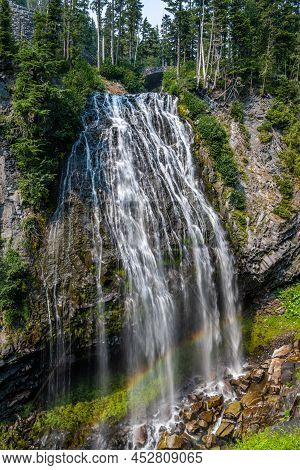 The Narada Falls In Mt Rainer Np, Washington