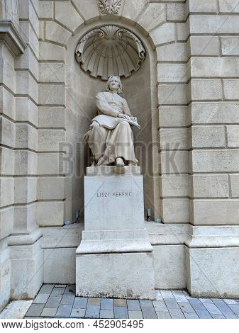 Budapest, Hungary - April 9, 2022: Statue Of Ferenc Liszt On The Wall Of State Opera Building.