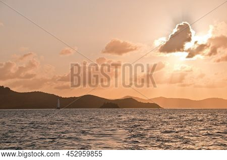 A Ship Sails With Scene Of Peaceful Serene Mountain Island In The Pacific Ocean Of Hamilton Island I