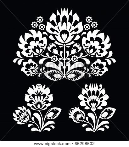 Polish floral folk white embroidery pattern on black background - wzory lowicki