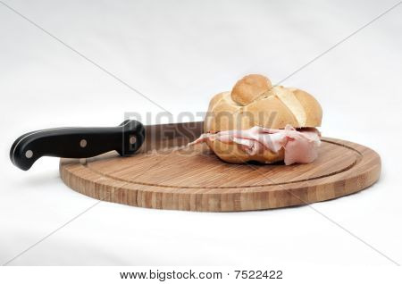 Un sándwich de mortadela Bolonia
