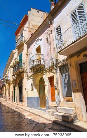 Alleyway. San Severo. Puglia. Italy.