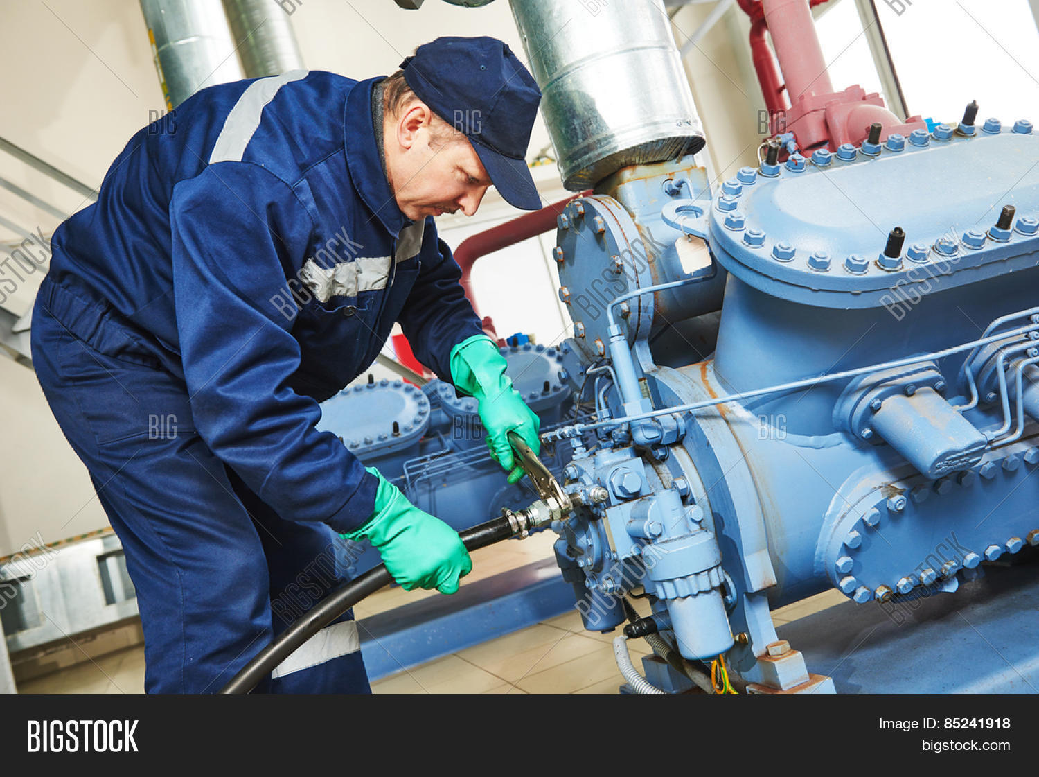Service Eng Service Engineer Image & Photo (Free Trial) | Bigstock