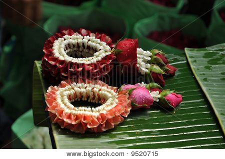 Garland-Thailand-Design-Stil