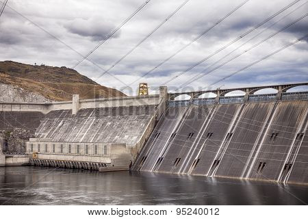 Grand Coulee Dam