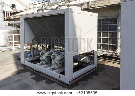 Refrigerating Unit For Realization Chilled Water In An Industry