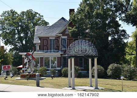CHATTANOOGA, TN - OCT 5: Bluff View Arts District in Chattanooga, Tennessee, as seen on Oct 5, 2016.  Bluff View Art District is a historic neighborhood filled with restaurants, a coffee house, art gallery, historic Bed & Breakfast, and plenty of gardens,