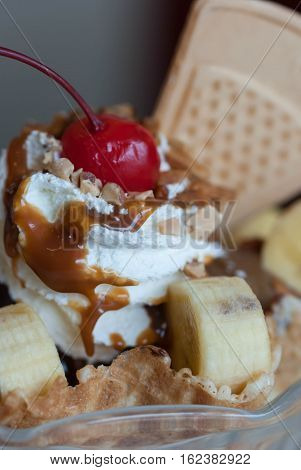 Ice cream with fresh banana and Fruits.