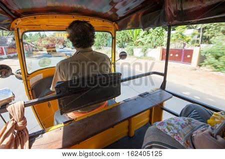 Tuc-tuc driver at work in Kanyakumari, 7 October 2016, Tamil Nadu India