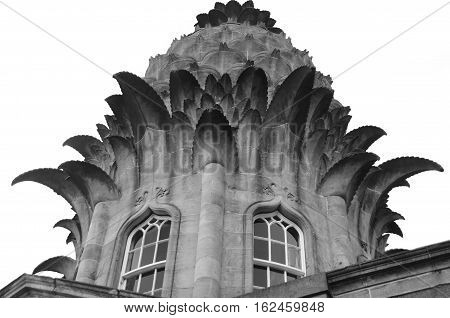 The rooftop architecture of the Pineapple building