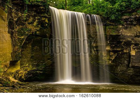 Minneopa state park waterfalls Mankato Minneapolis MN